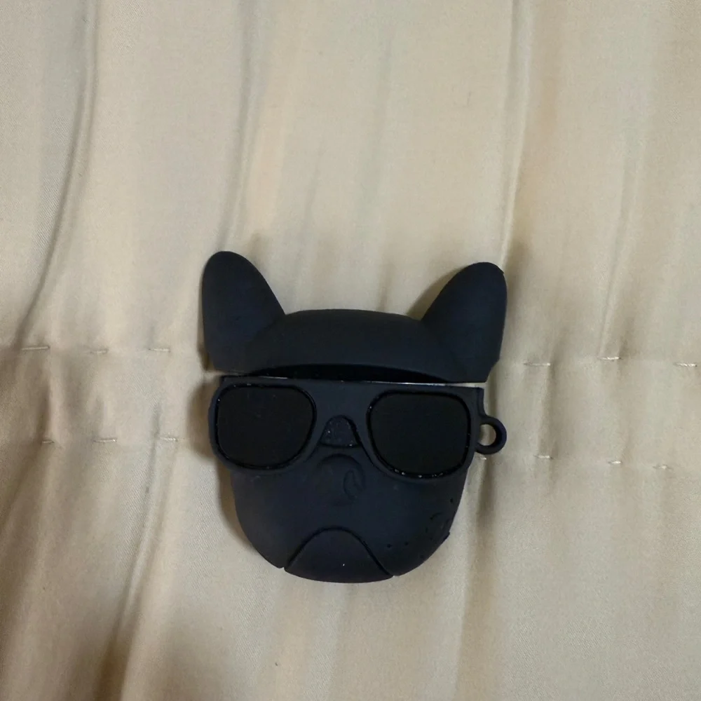 Airpods(second generation) with French Bulldog case!